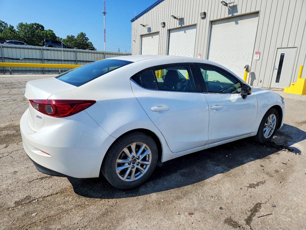 2016 Mazda 3 Sport - Фото 3