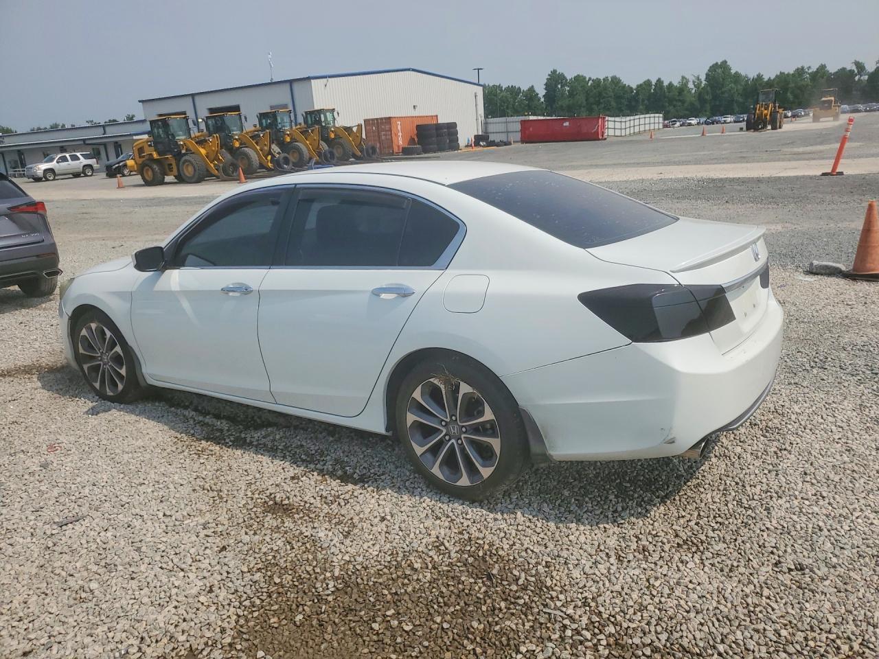 2015 Honda Accord Sport - Фото 2