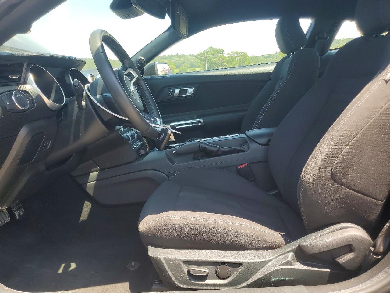 2022 Ford Mustang - Image 7