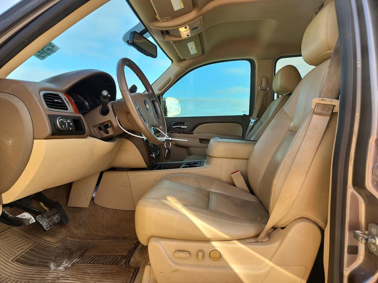 2014 Chevrolet Suburban C1500 Lt - Фото 7