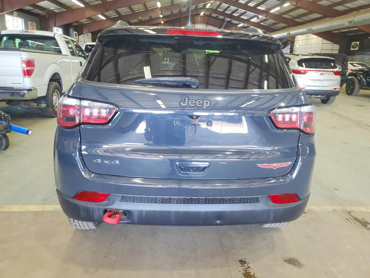 2017 Jeep Compass Trailhawk - Фото 6