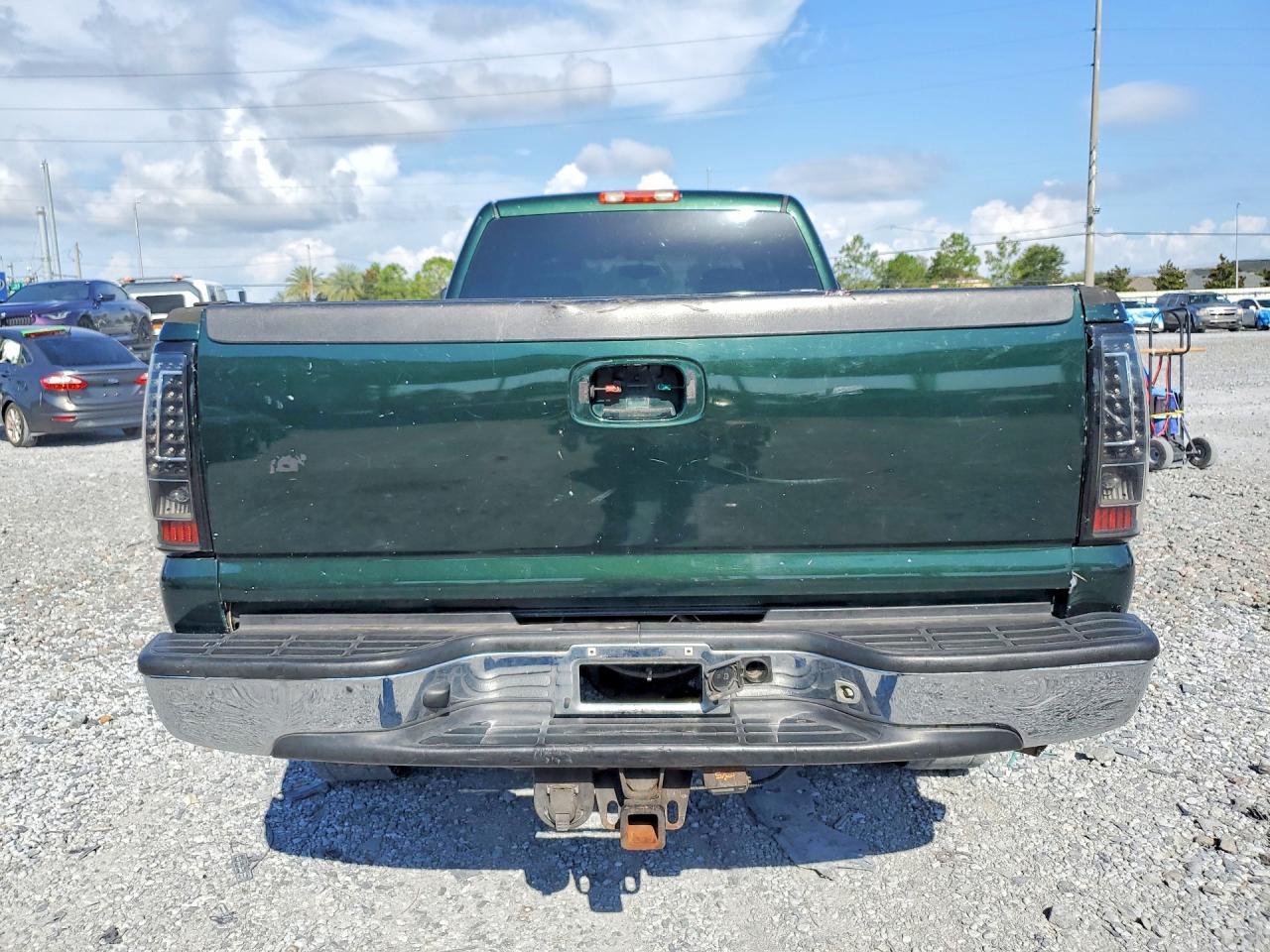 2002 Chevrolet Silverado K2500 Heavy Duty - Image 6