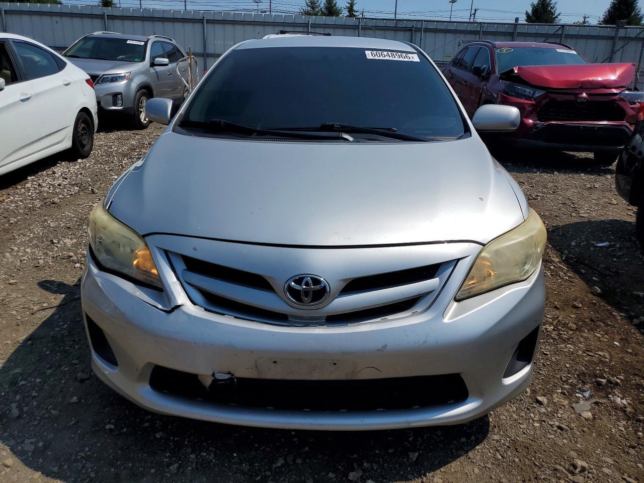 2011 Toyota Corolla Le - Image 5