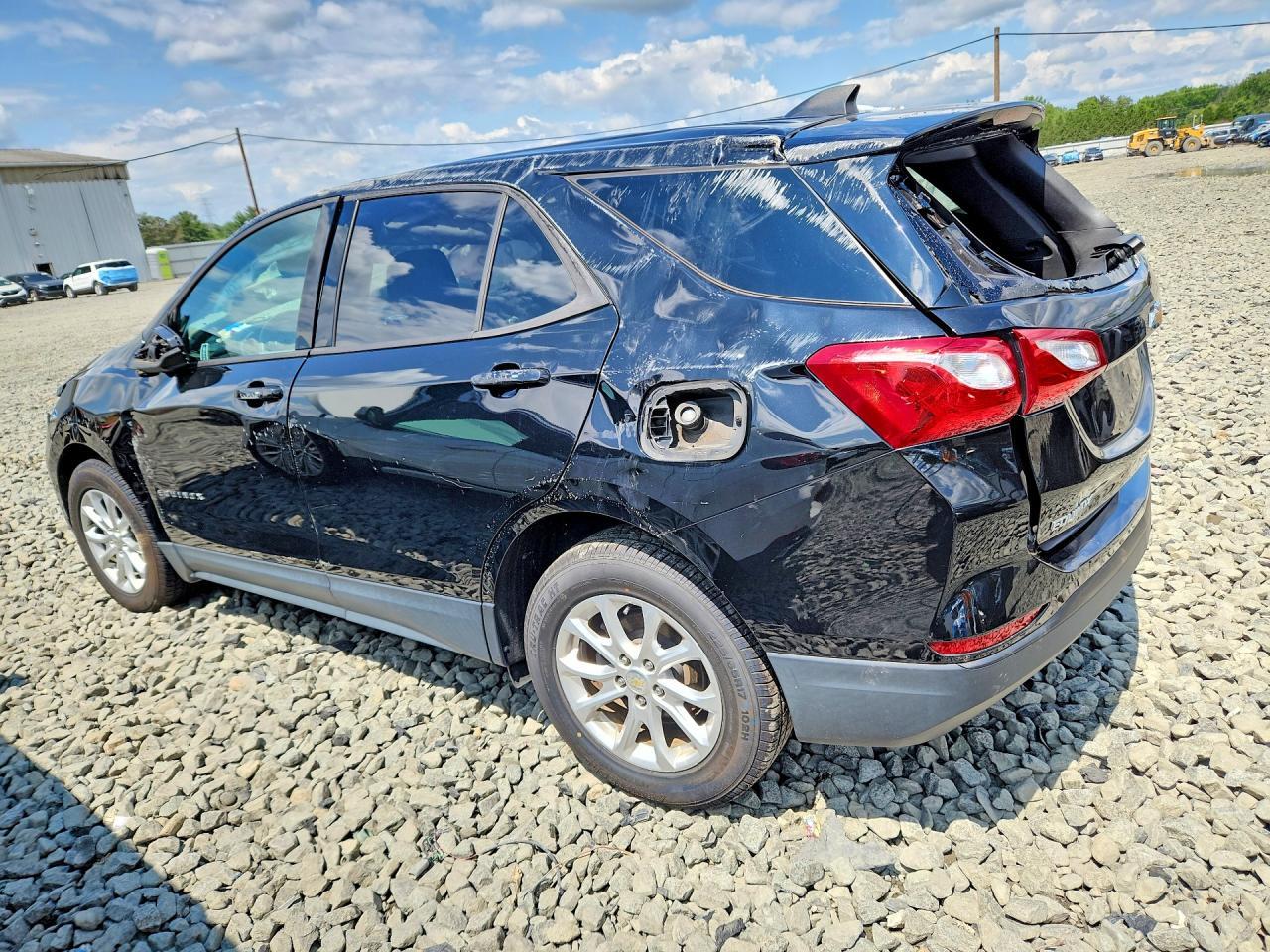 2019 Chevrolet Equinox Ls - Фото 2
