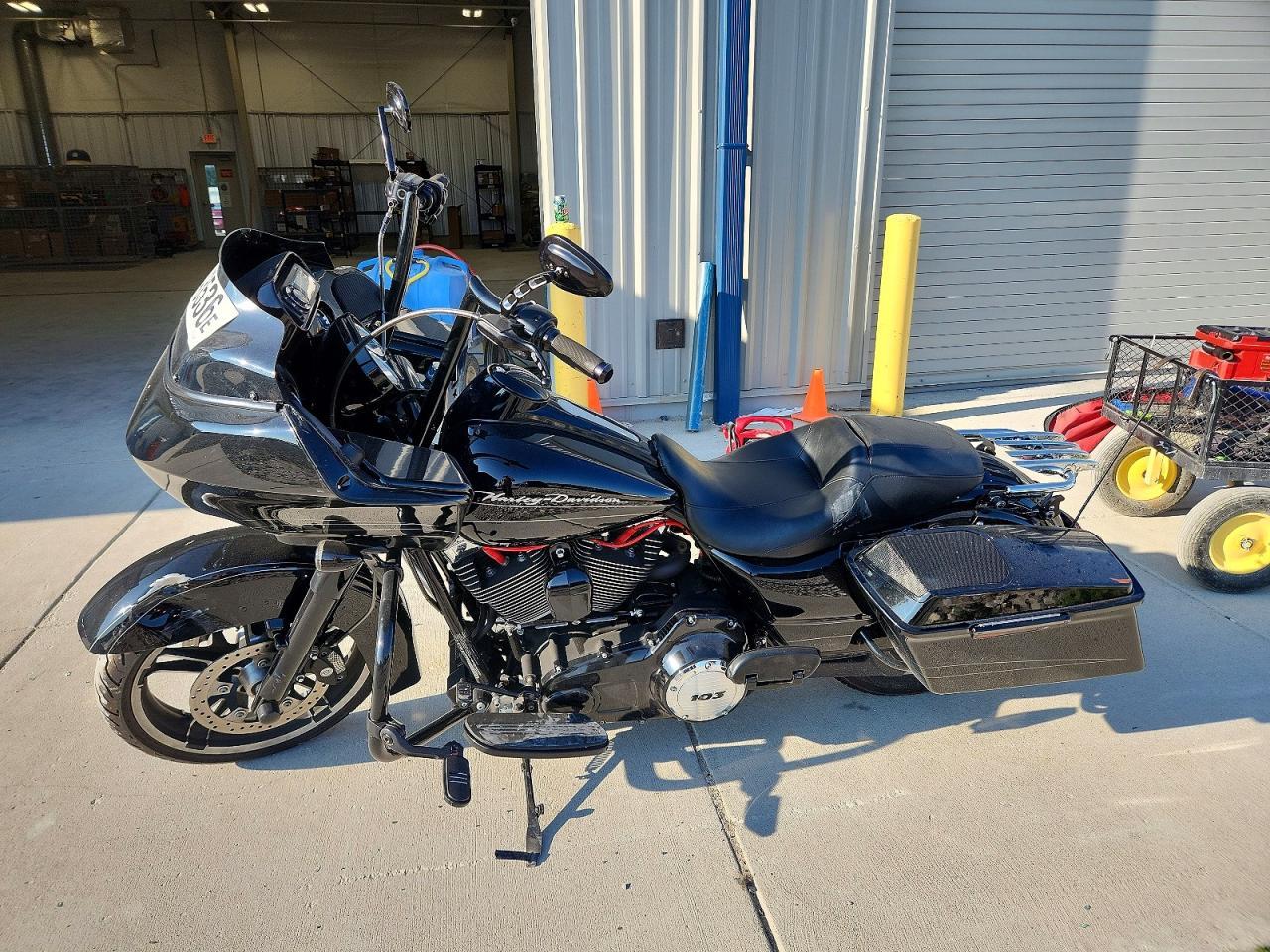 2012 Harley-Davidson Fltrx Road Glide Custom - Image 3