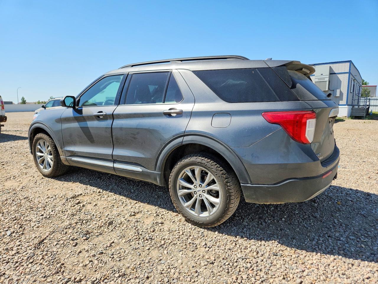 2020 Ford Explorer Xlt - Фото 2