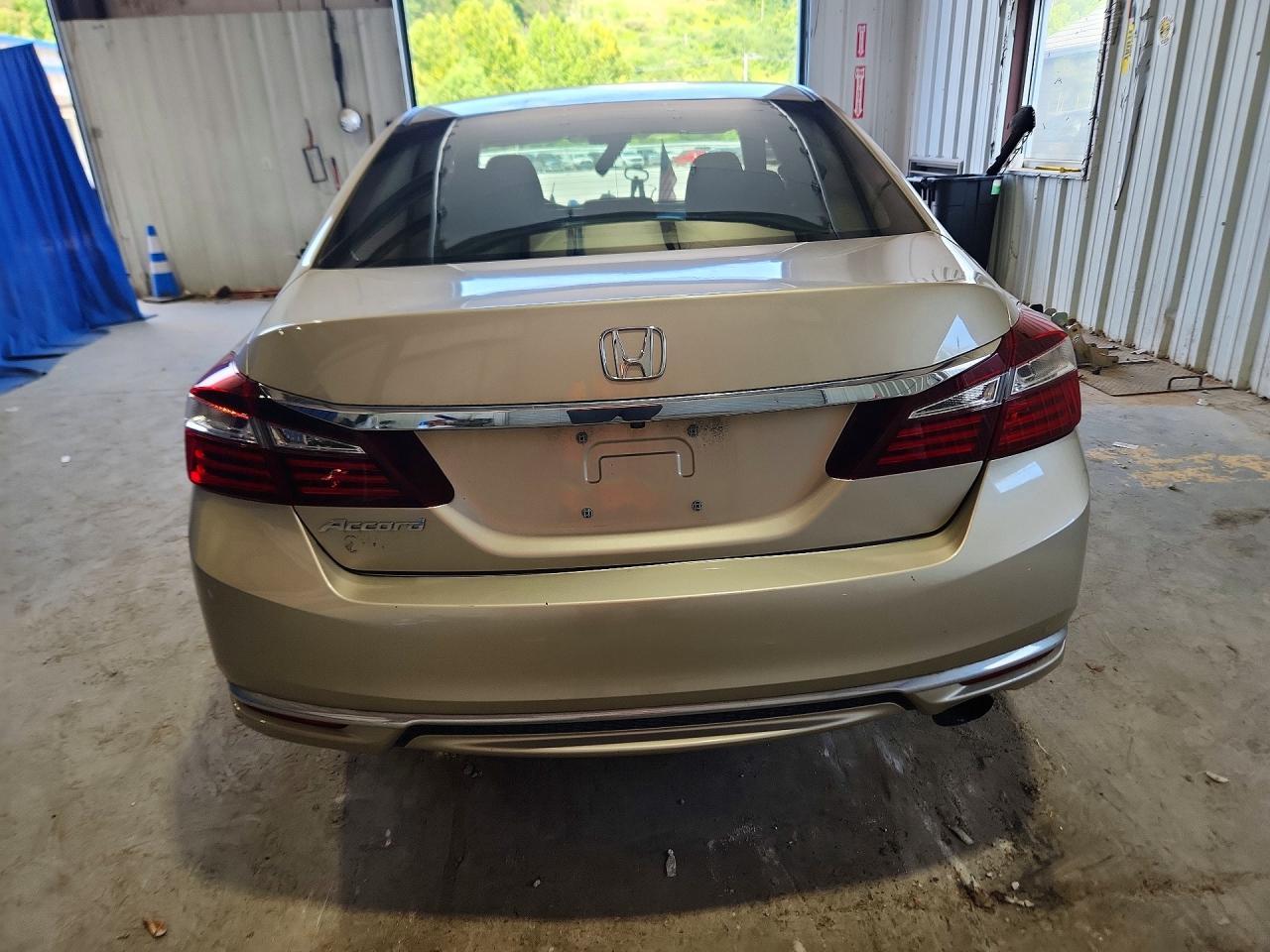 2017 Honda Accord Lx - Image 6