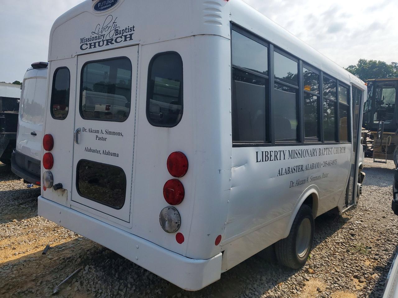 2003 Chevrolet Express G3500 Shuttle Bus - Image 3