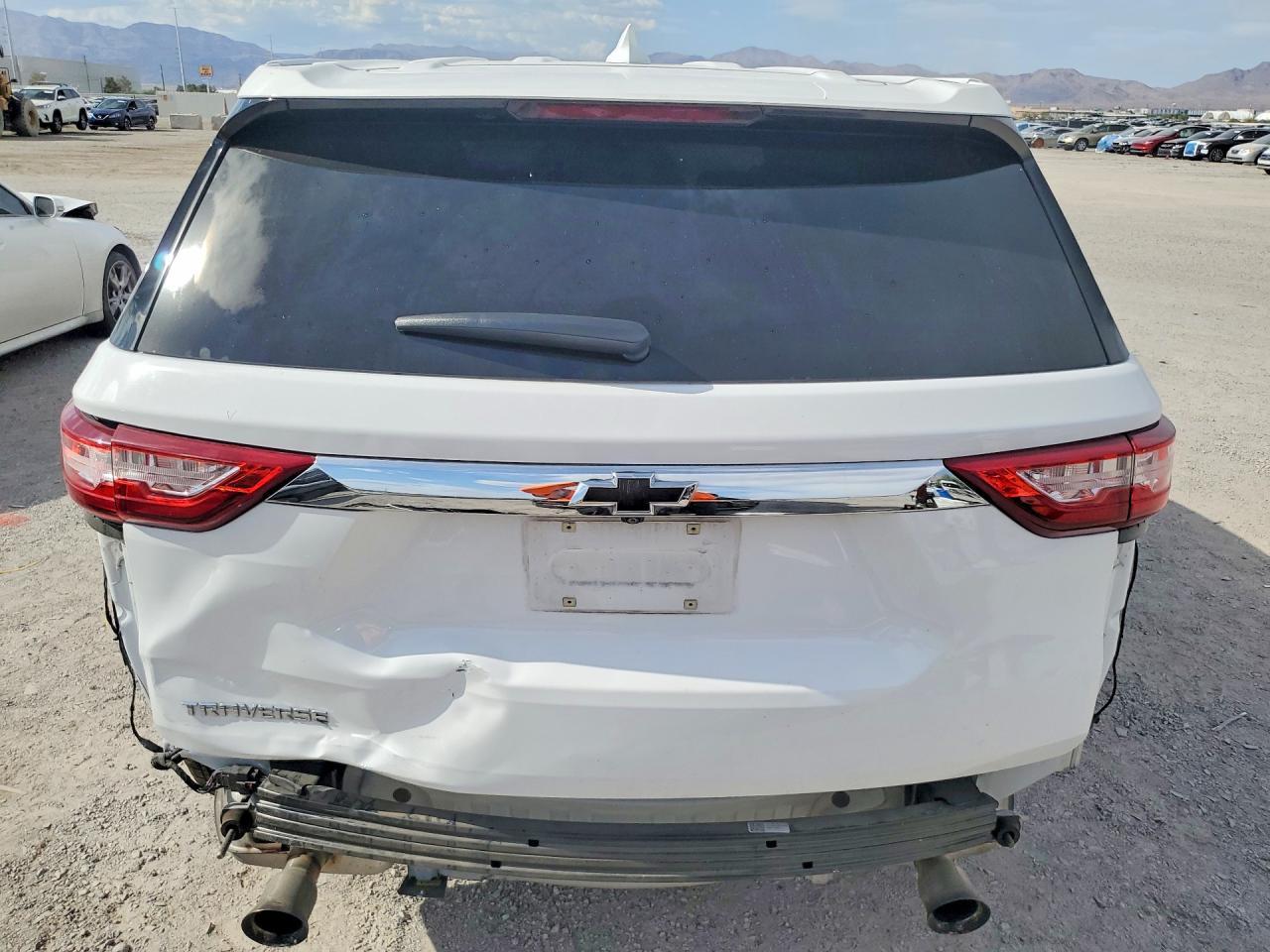 2020 Chevrolet Traverse Ls - Фото 6