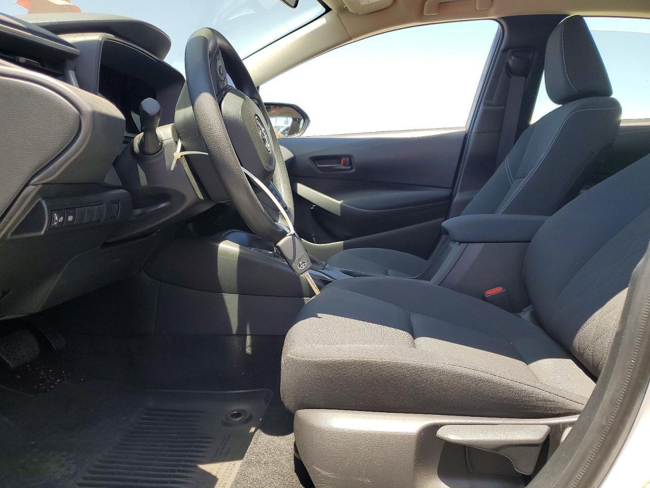 2026 Toyota Corolla Le - Фото 7