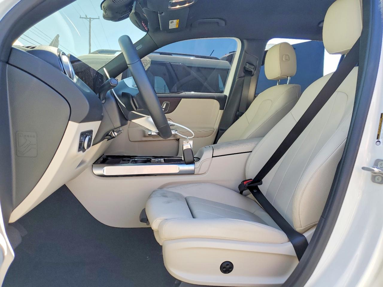 2025 Mercedes-Benz Glb 250 - Фото 7