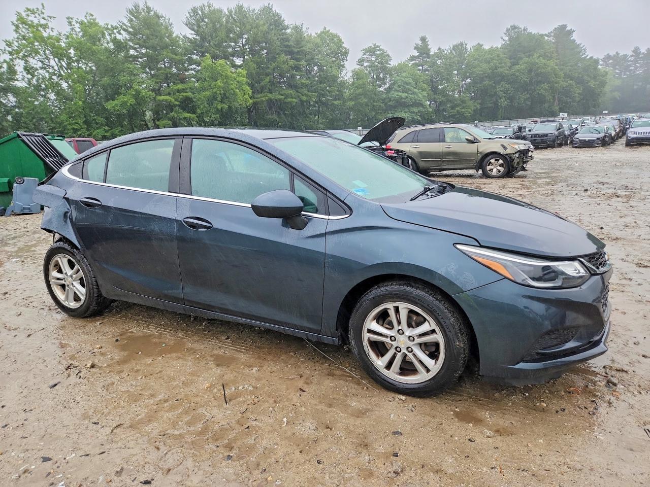 2018 Chevrolet Cruze Lt - Фото 4
