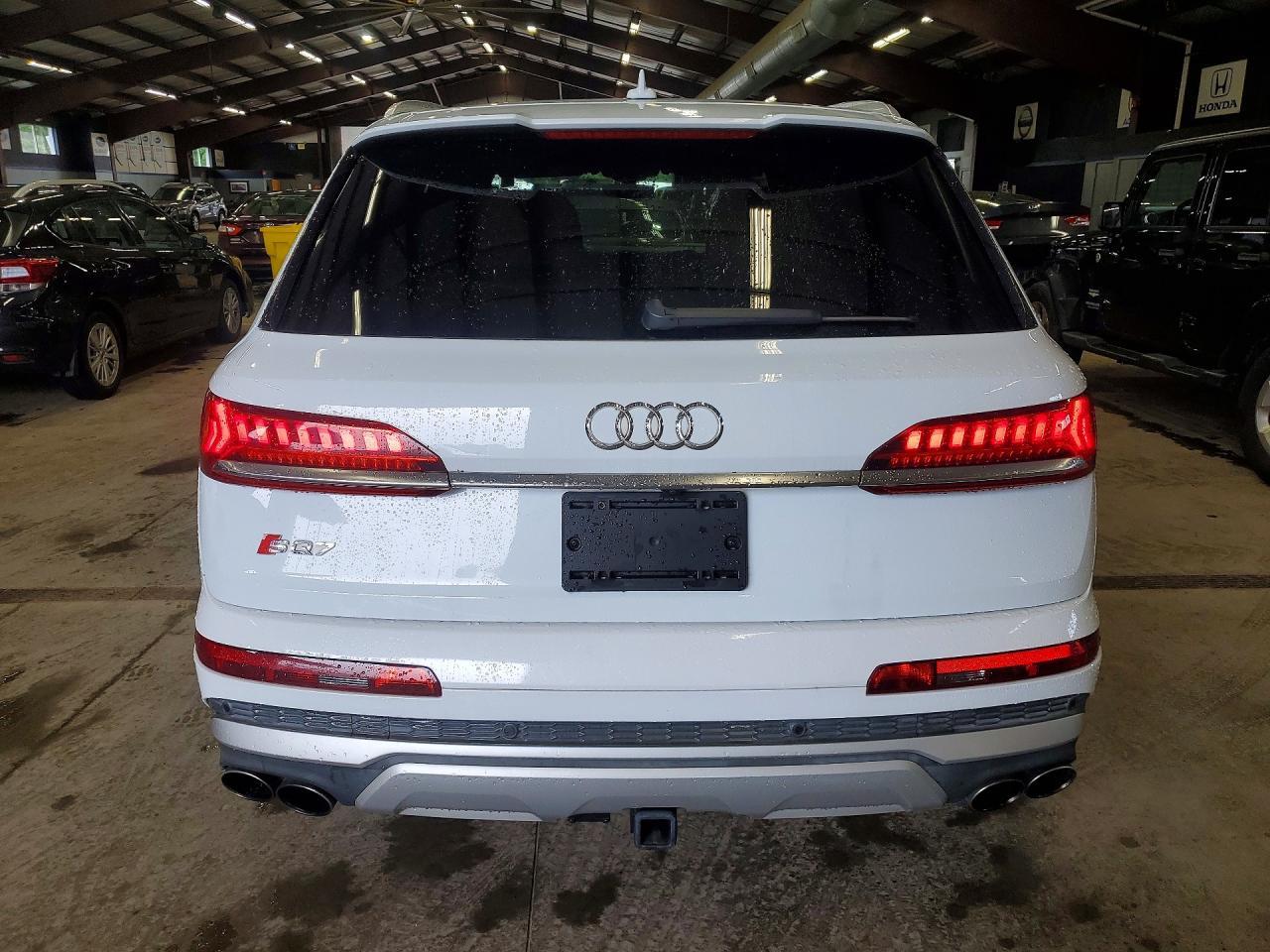 2021 Audi Sq7 Premium Plus - Фото 6