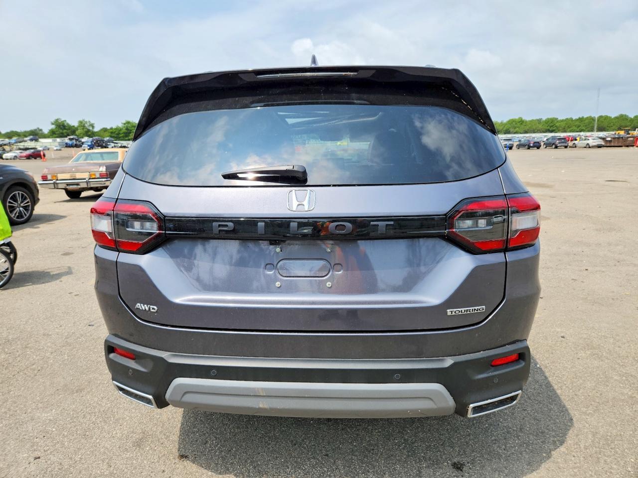 2025 Honda Pilot Touring - Фото 6