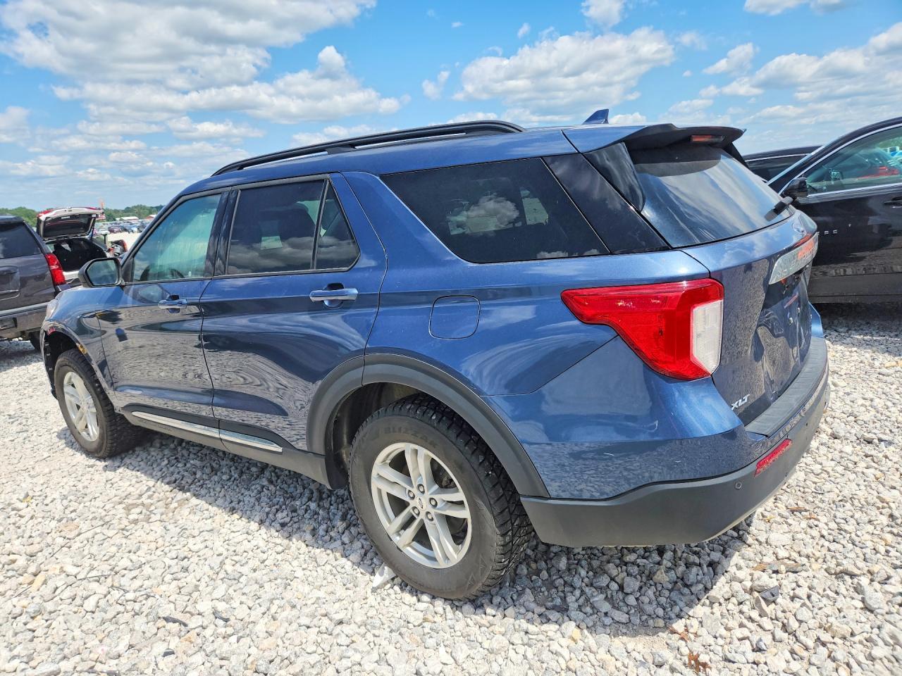 2020 Ford Explorer Xlt - Фото 2