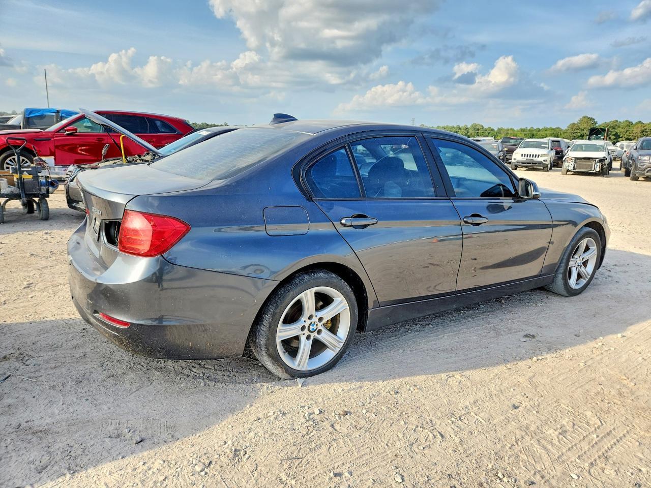 2013 BMW 328 I - Фото 3