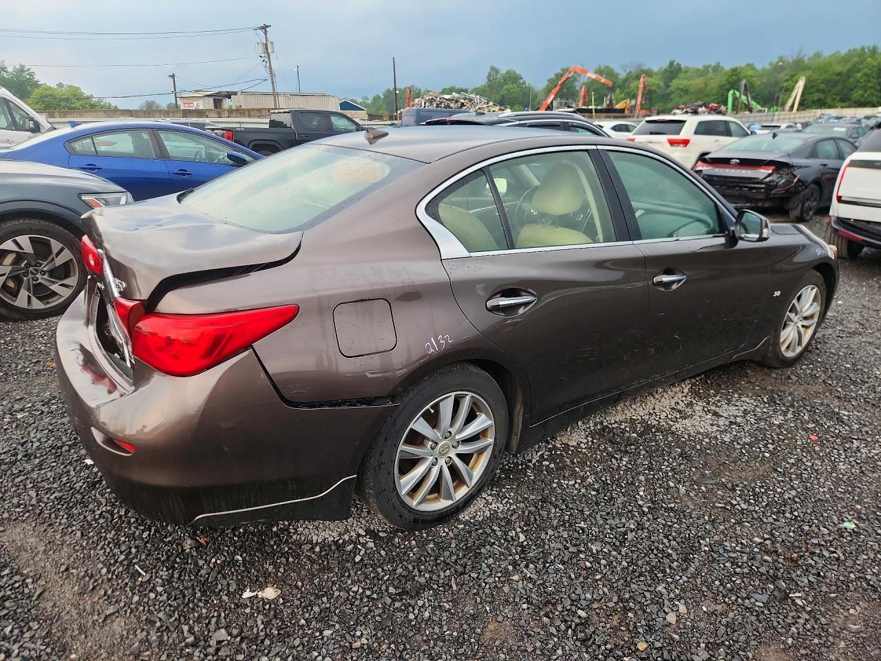 2015 Infiniti Q50 Premium - Фото 3