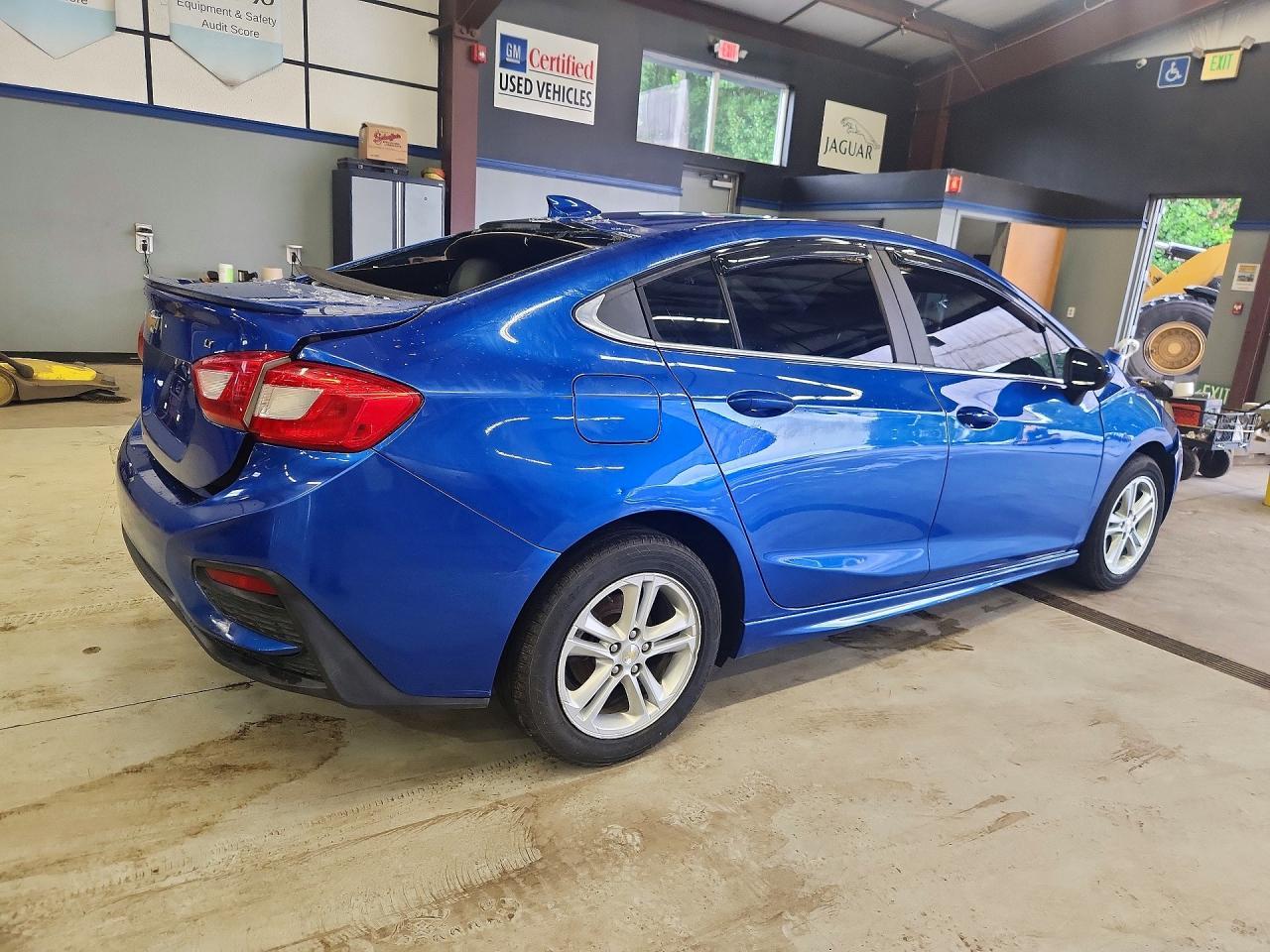 2017 Chevrolet Cruze Lt - Фото 3