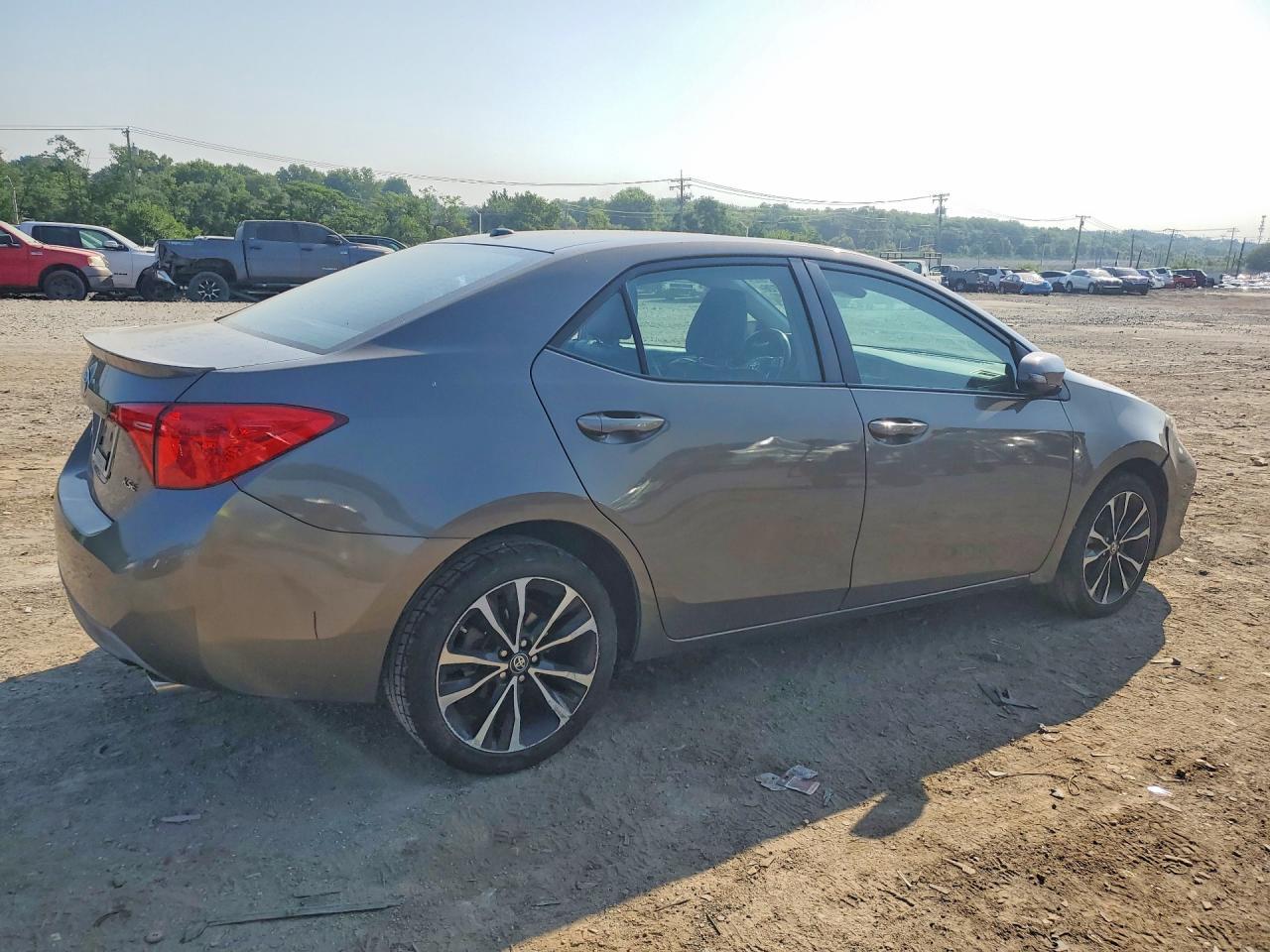 2019 Toyota Corolla Xse - Фото 3