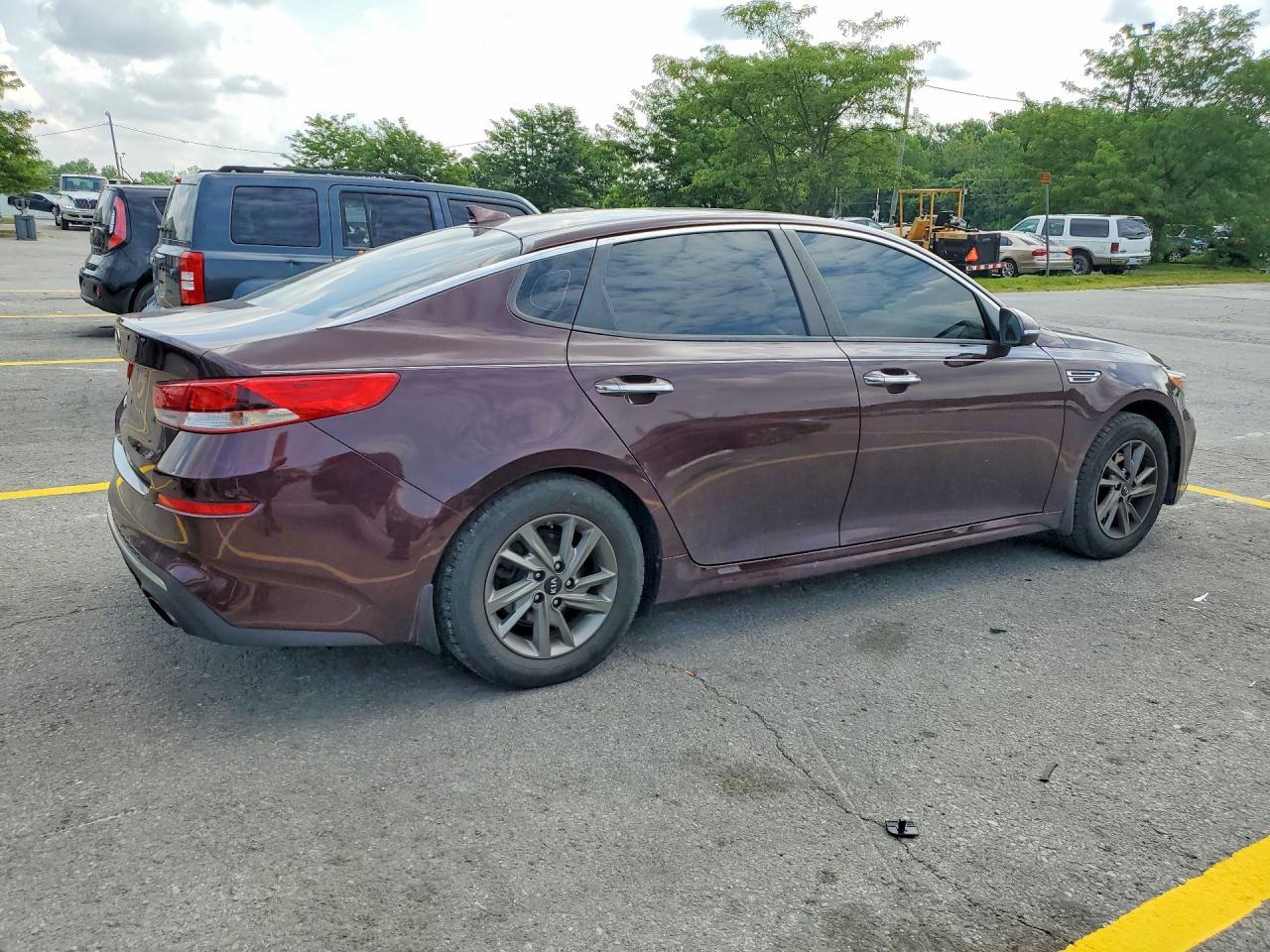 2019 Kia Optima Lx - Фото 3