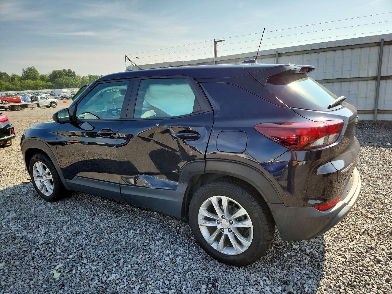 2021 Chevrolet Trailblazer Ls - Фото 2