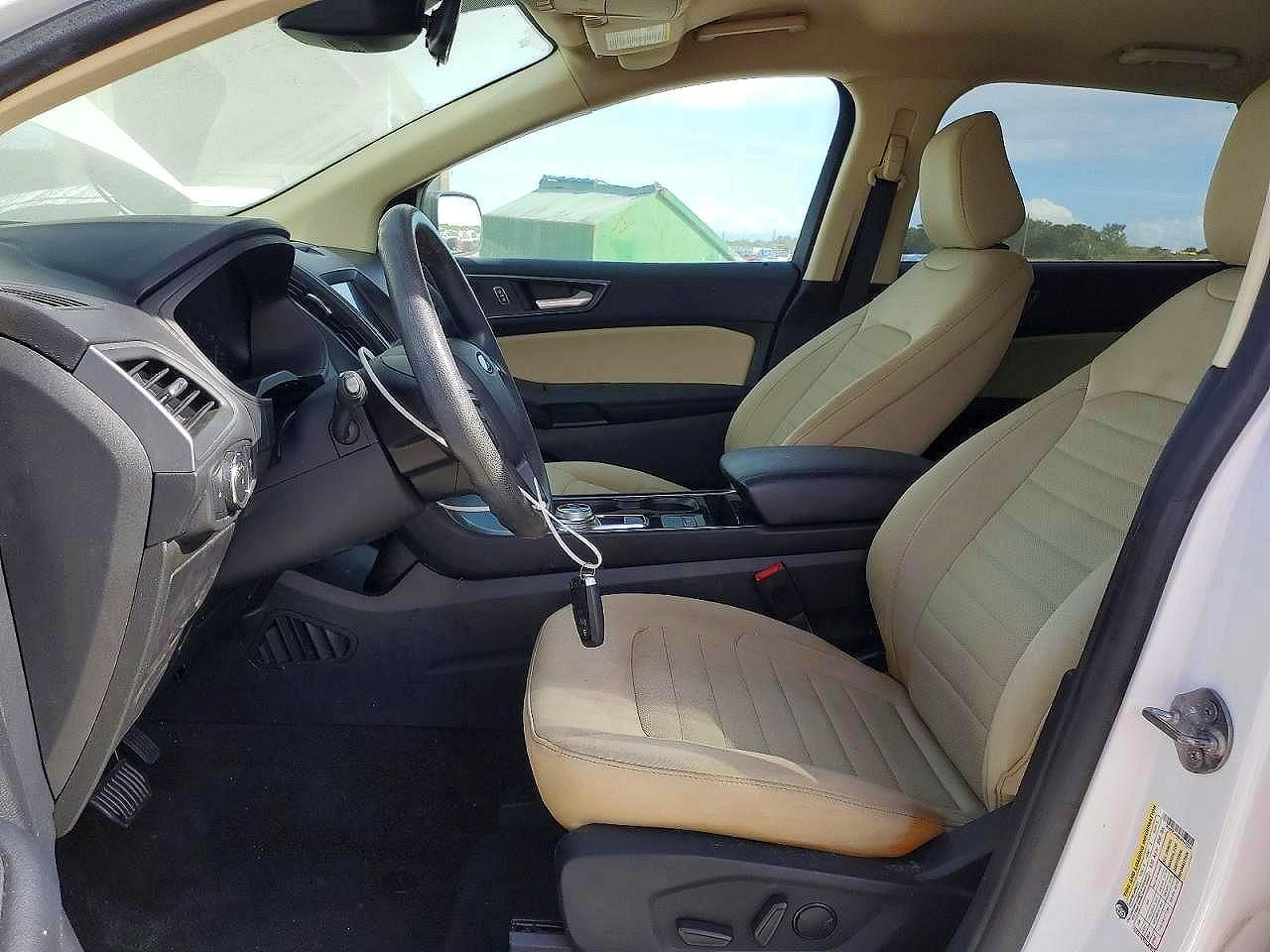 2020 Ford Edge Se - Фото 7