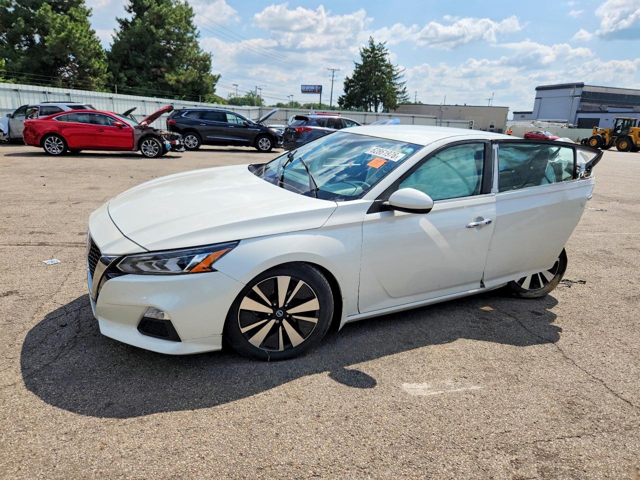 2021 Nissan Altima Sv