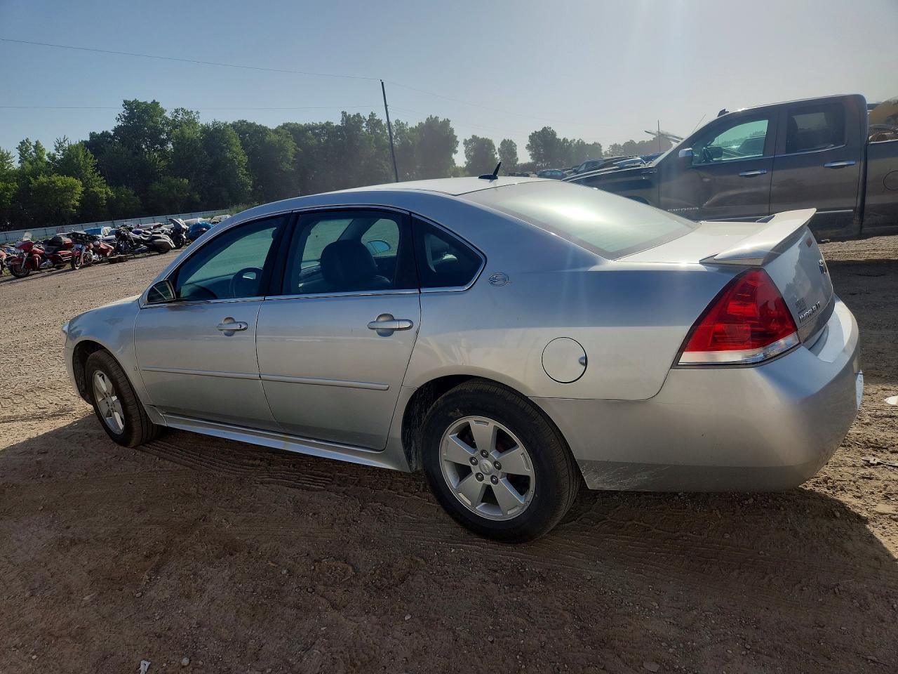 2009 Chevrolet Impala 1Lt - Фото 2