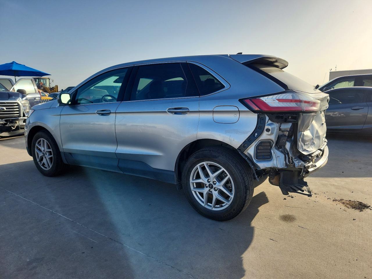 2024 Ford Edge Sel - Image 2