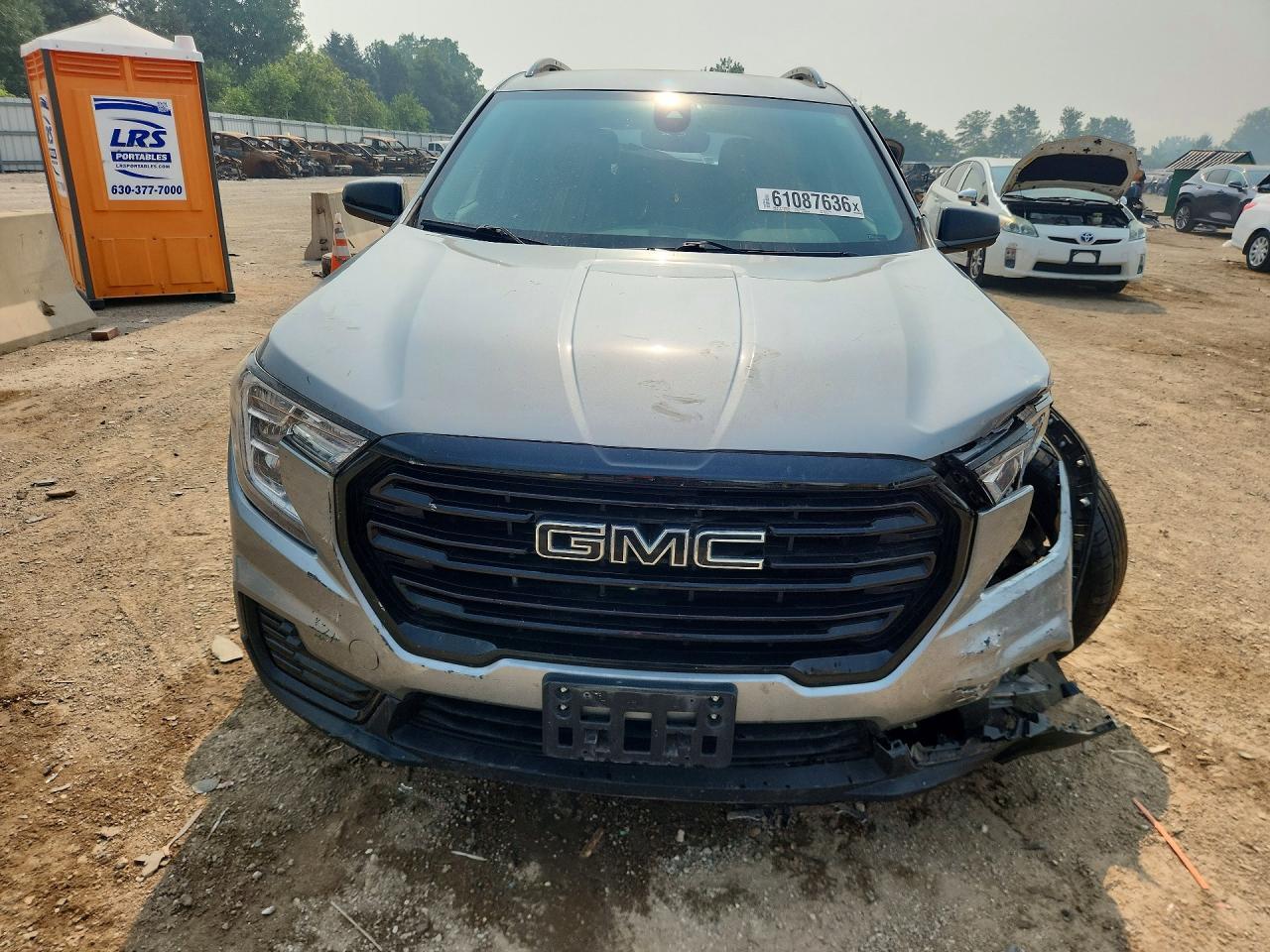 2023 GMC Terrain Sle - Image 5