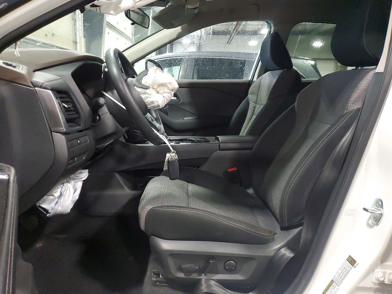 2023 Nissan Rogue Sv - Image 7