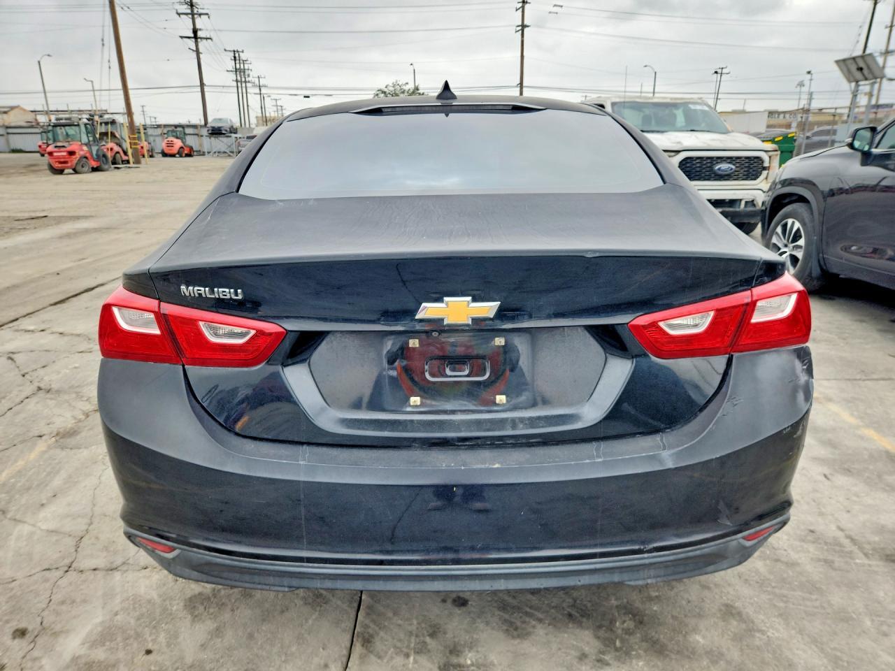 2017 Chevrolet Malibu Ls - Фото 6