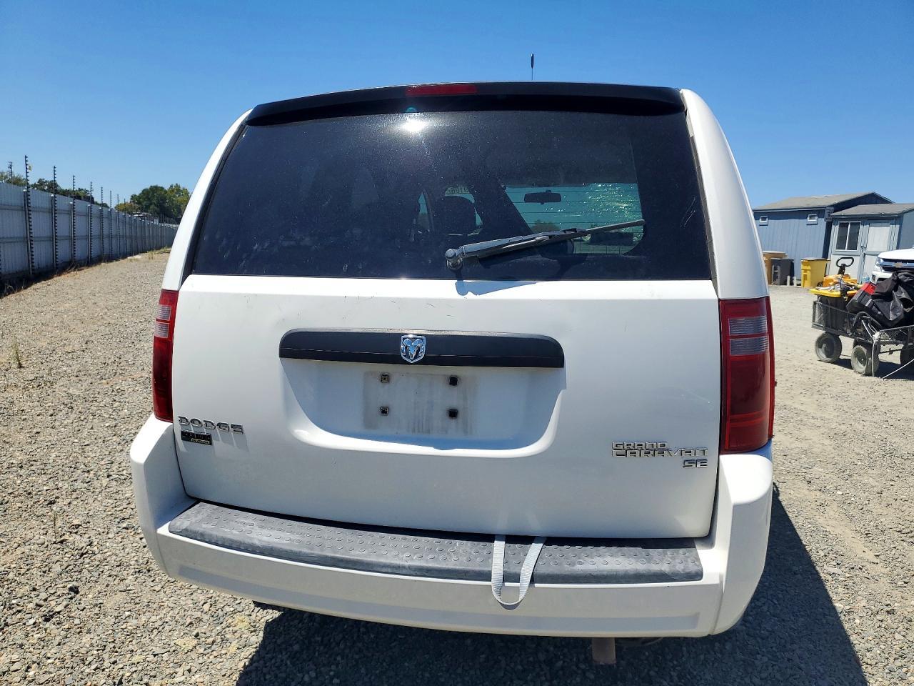 2010 Dodge Grand Caravan Se - Image 6