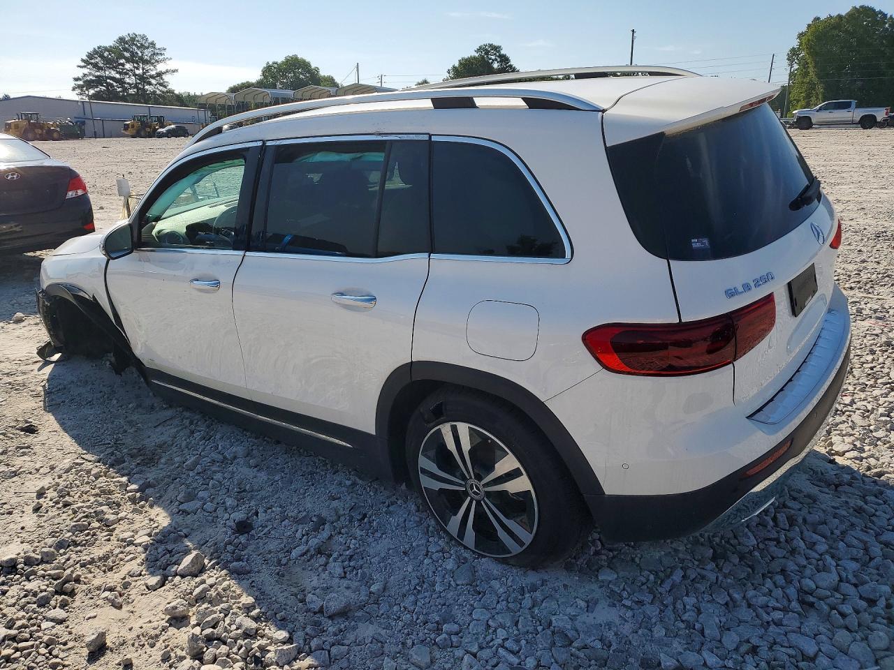 2025 Mercedes-Benz Glb 250 - Фото 2