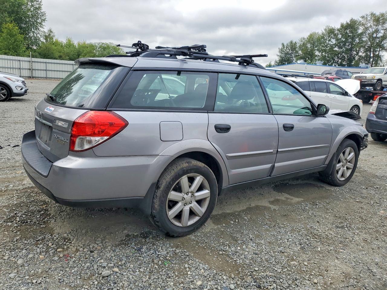 2009 Subaru Outback 2.5I - Фото 3