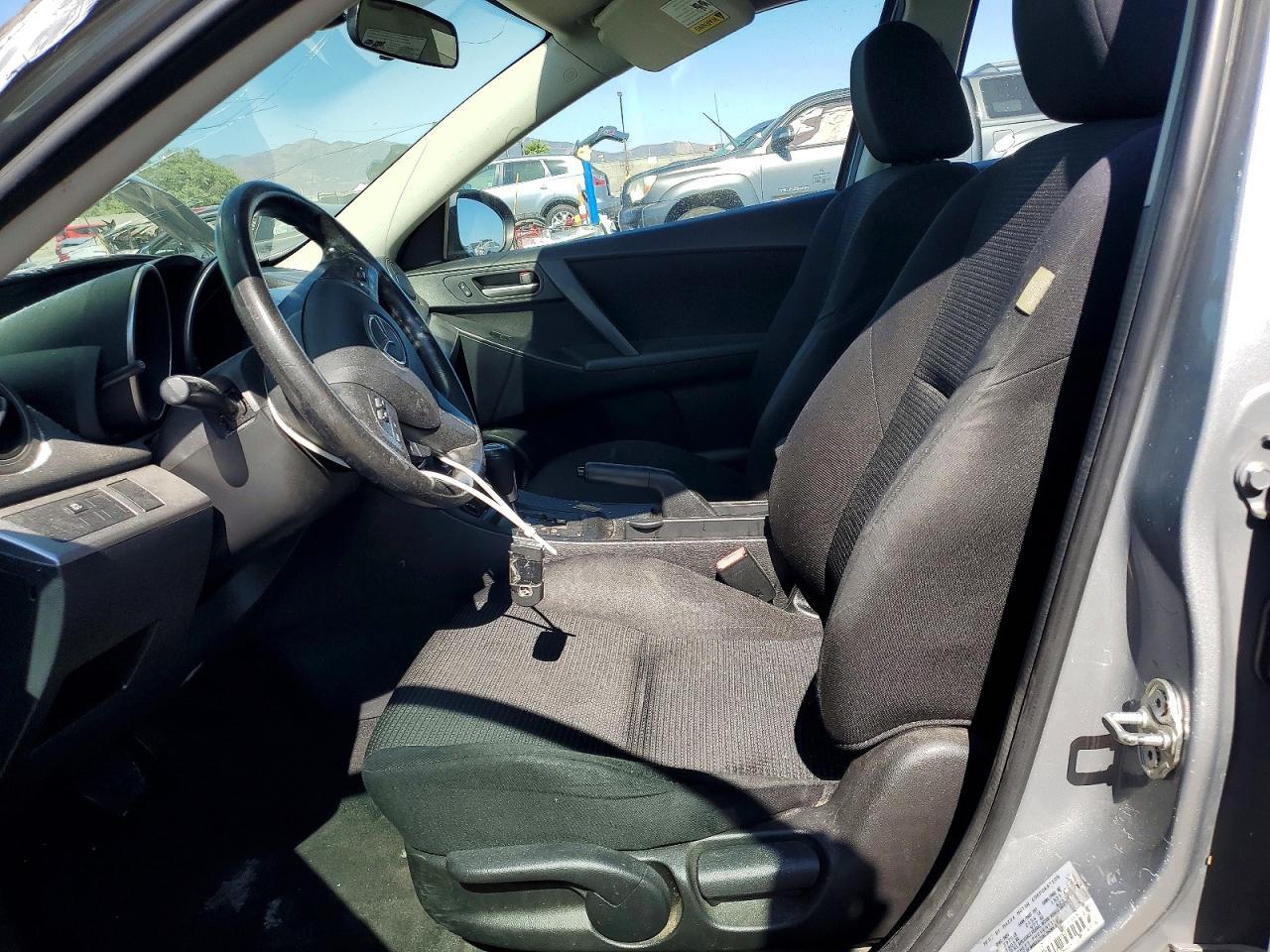 2013 Mazda 3 I - Image 7