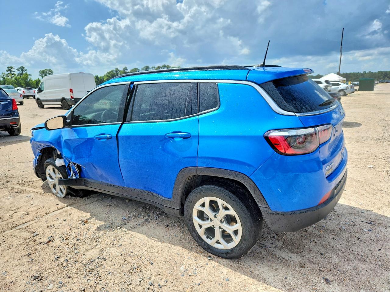 2024 Jeep Compass Latitude - Фото 2