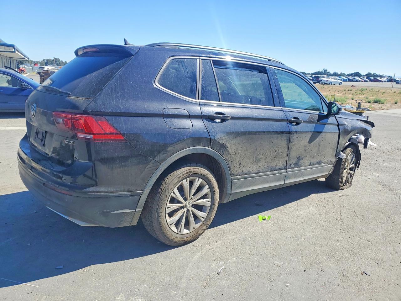 2020 Volkswagen Tiguan S - Image 3