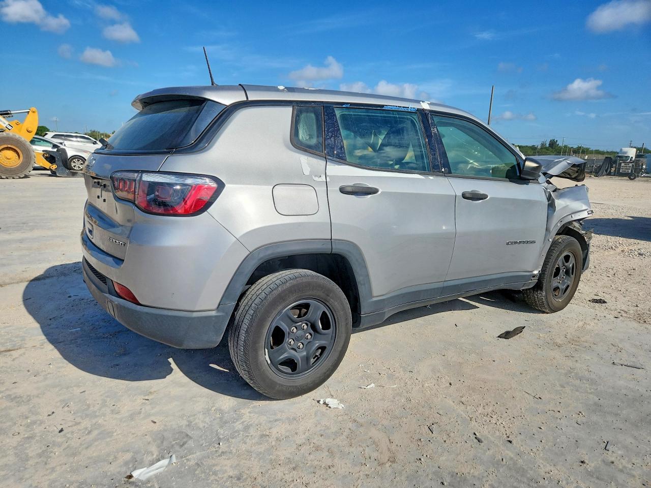 2021 Jeep Compass Sport - Фото 3