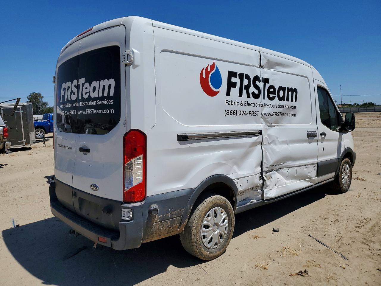 2017 Ford Transit 250 Delivery Van - Фото 3