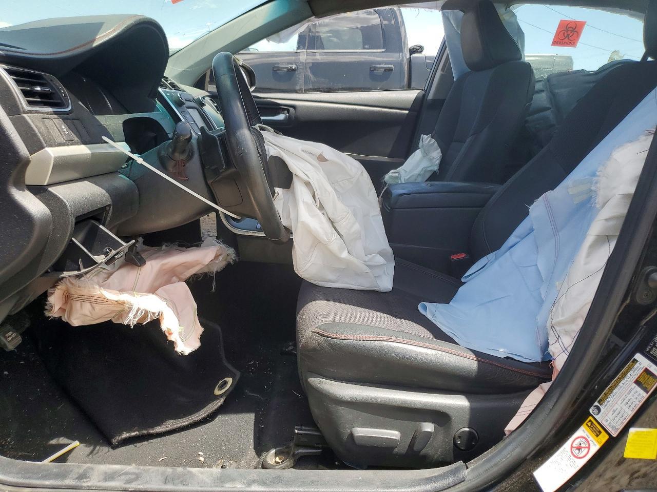 2016 Toyota Camry Se - Image 7