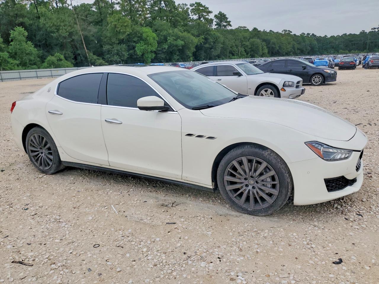 2019 Maserati Ghibli - Image 4