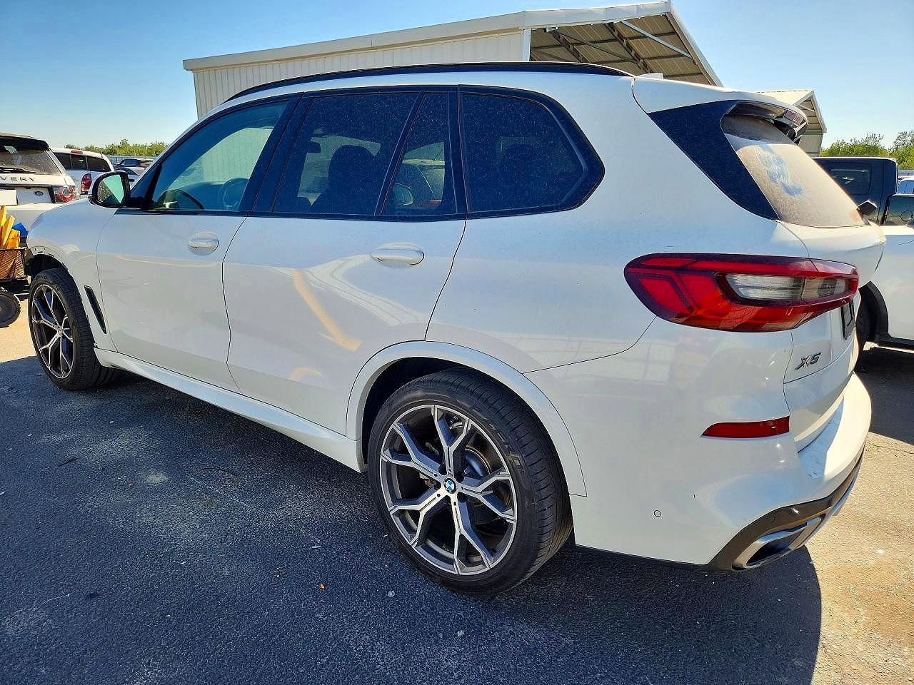 2019 BMW X5 xDrive40I - Фото 2
