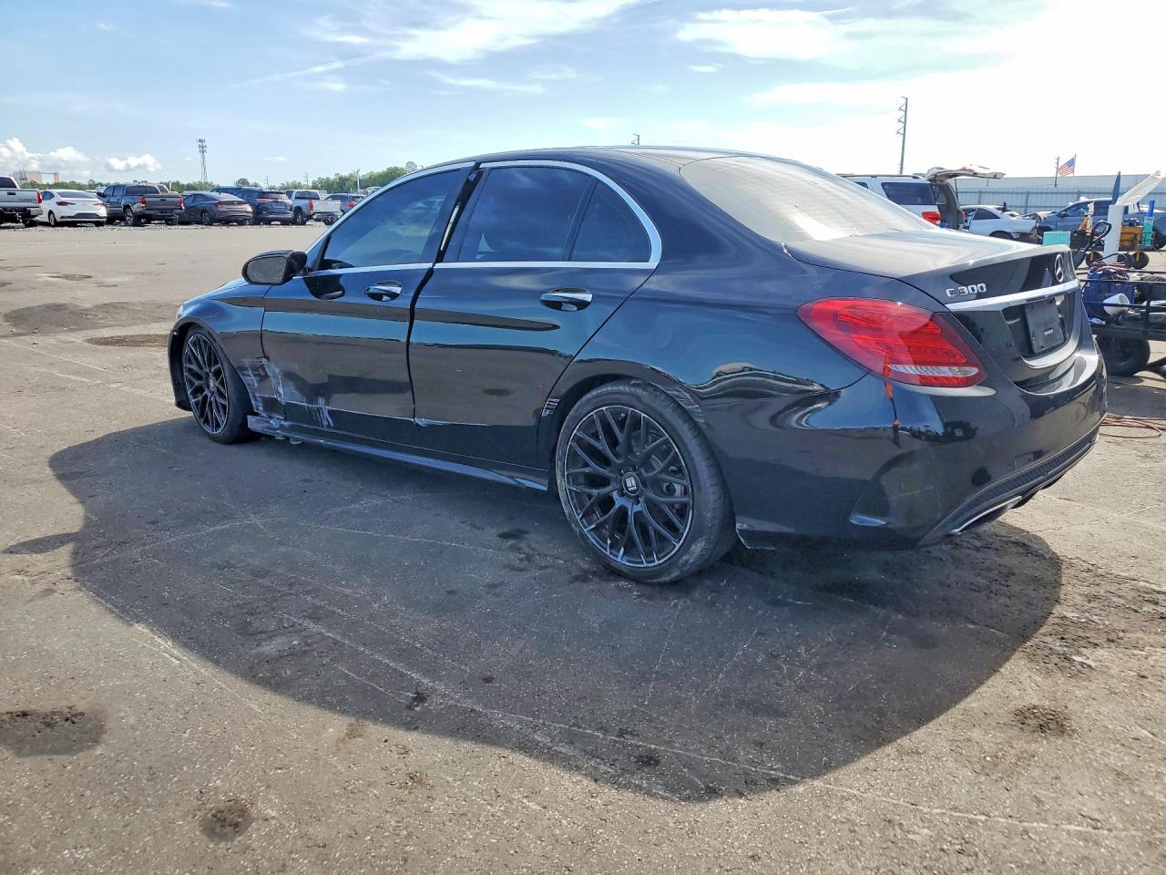 2016 Mercedes-Benz C 300 - Фото 2