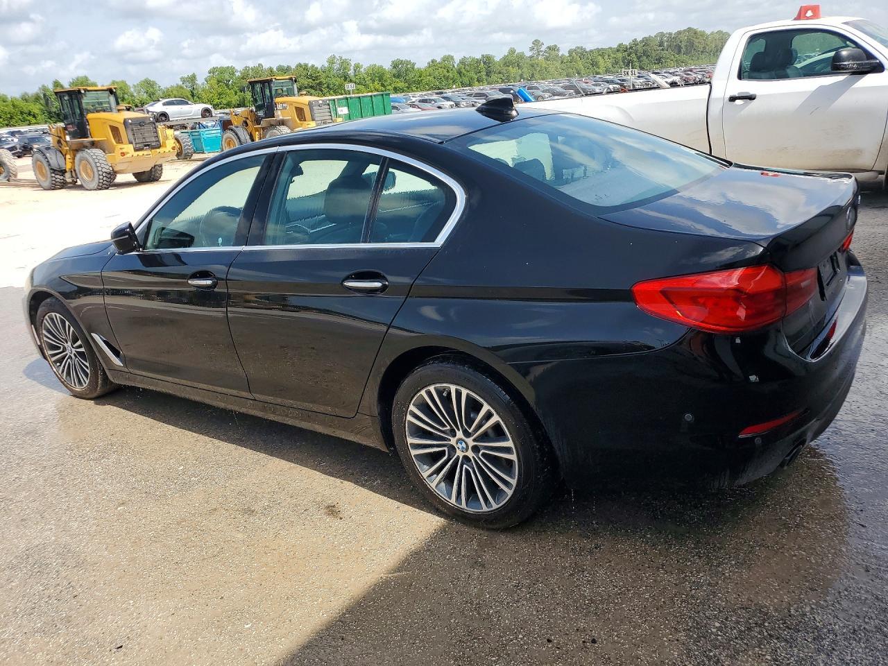 2017 BMW 530 I - Image 2