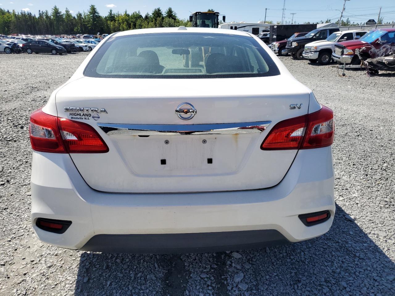 2016 Nissan Sentra S - Фото 6
