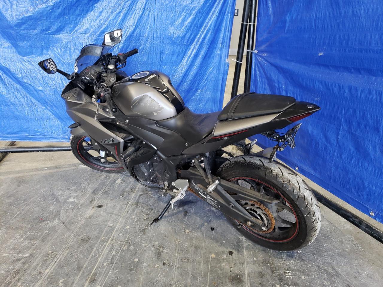 2016 Yamaha Yzfr3 - Image 3