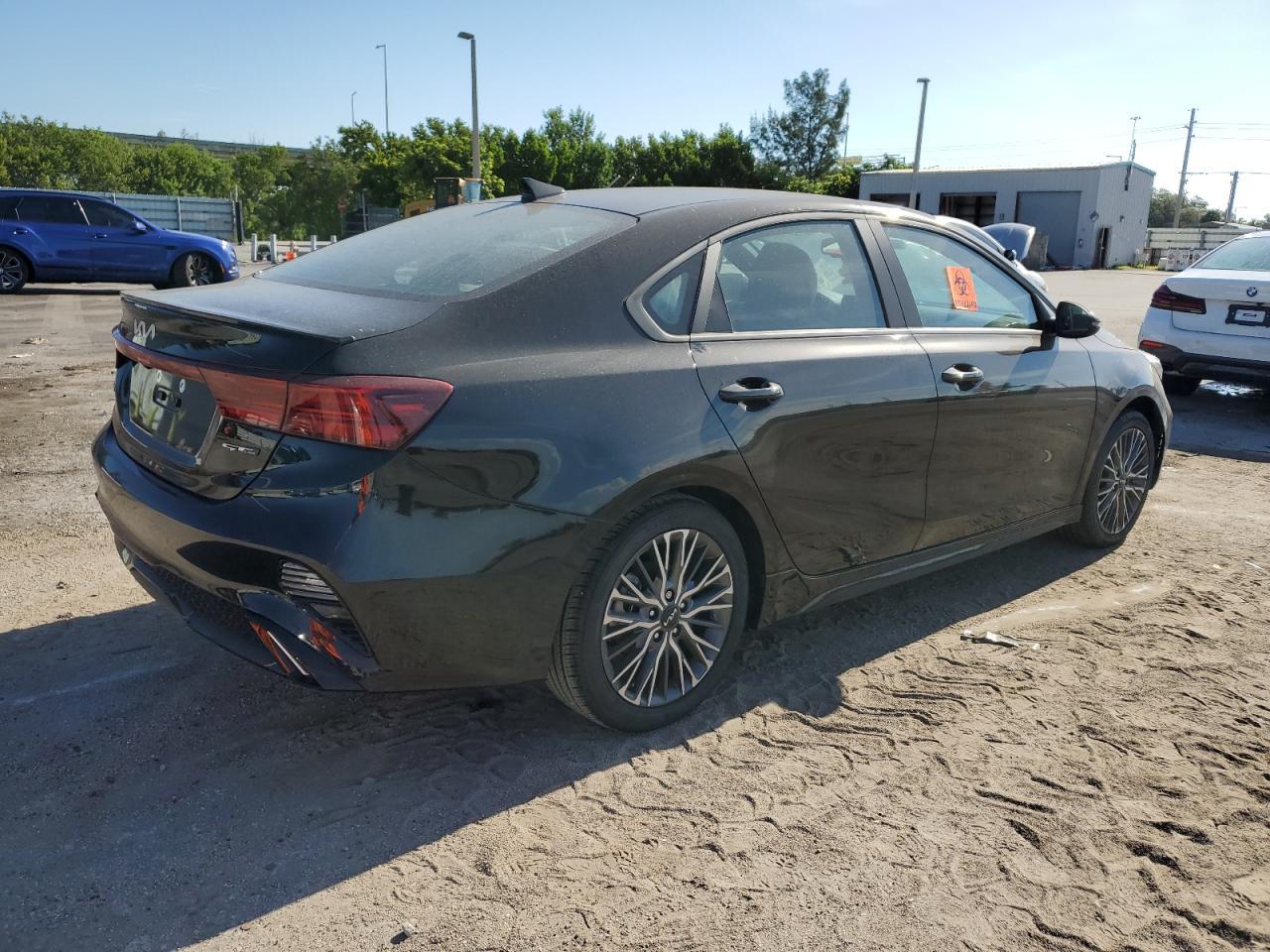 2023 Kia Forte Gt Line - Фото 3