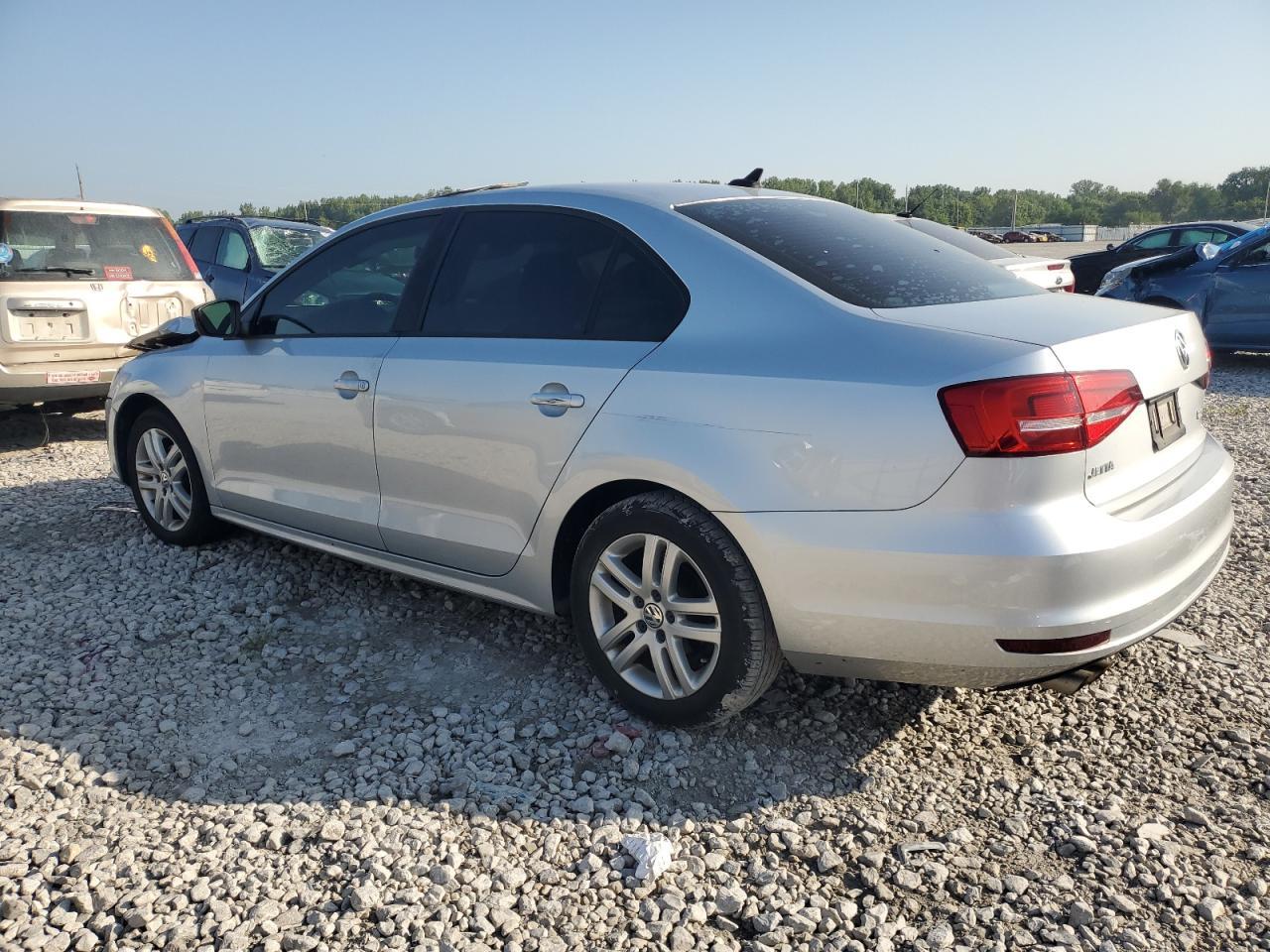 2015 Volkswagen Jetta Base - Фото 2