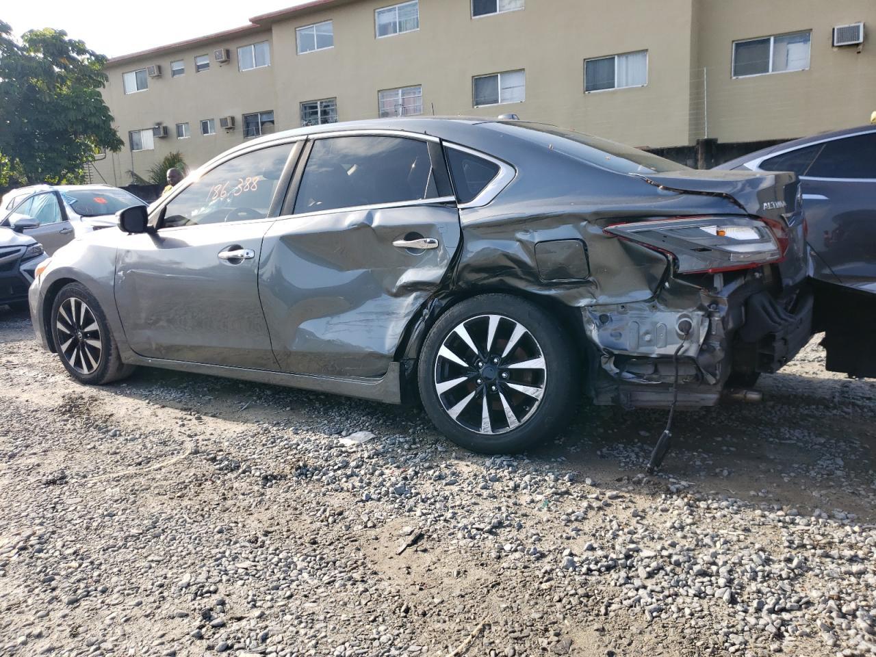 2018 Niss Altima 2.5 - Фото 3